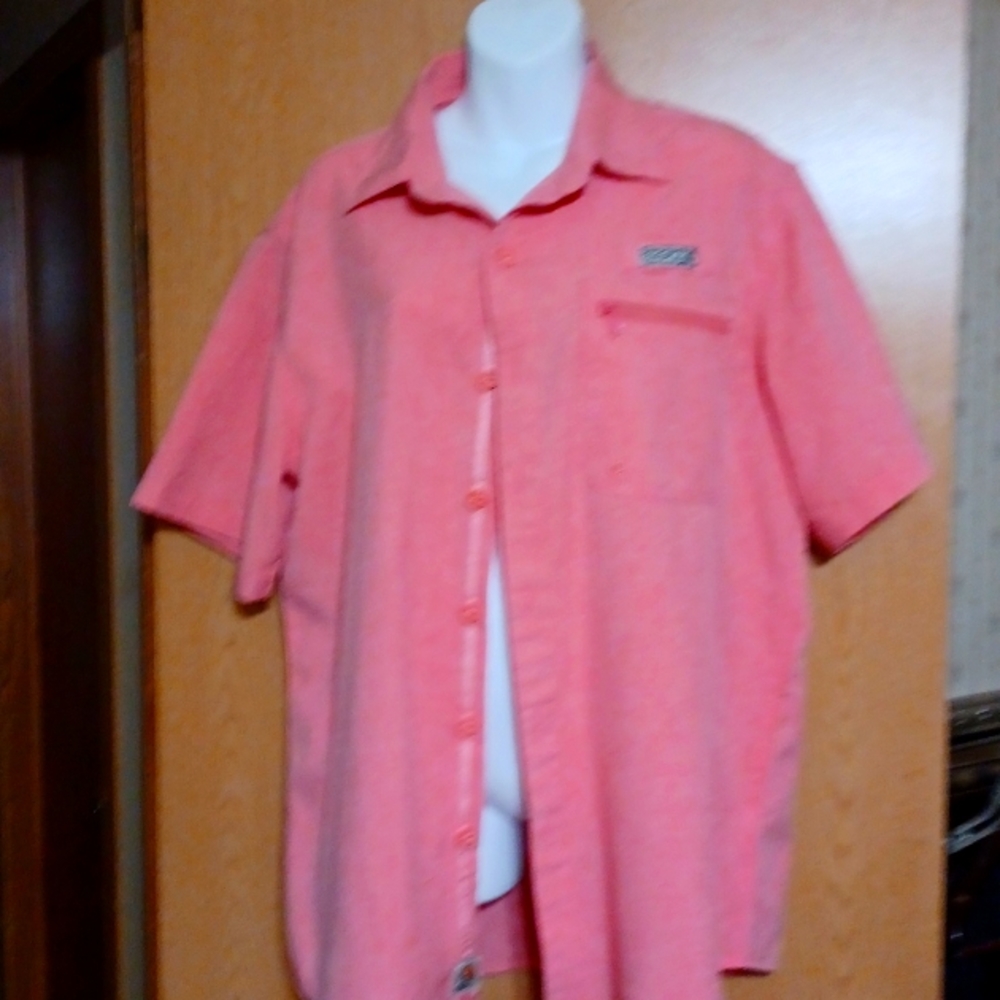 Peach Color Hook & Tackle Men's Shirt Size Large